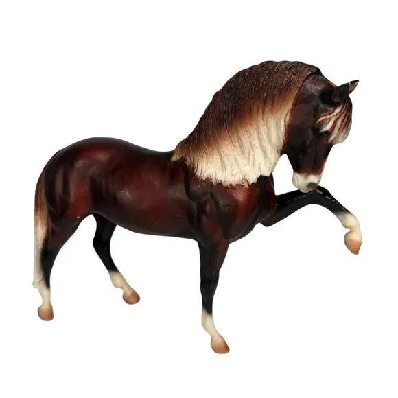 Breyer Horse #918 Promenade Chestnut Andalusian Legionario - Picture 1 of 15